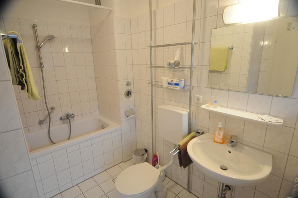 Freiburg Apartment Bagian luar foto